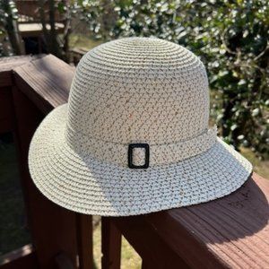 SALE 💚💚MODA MANHATTAN Straw Gold Thread Vtg HAT